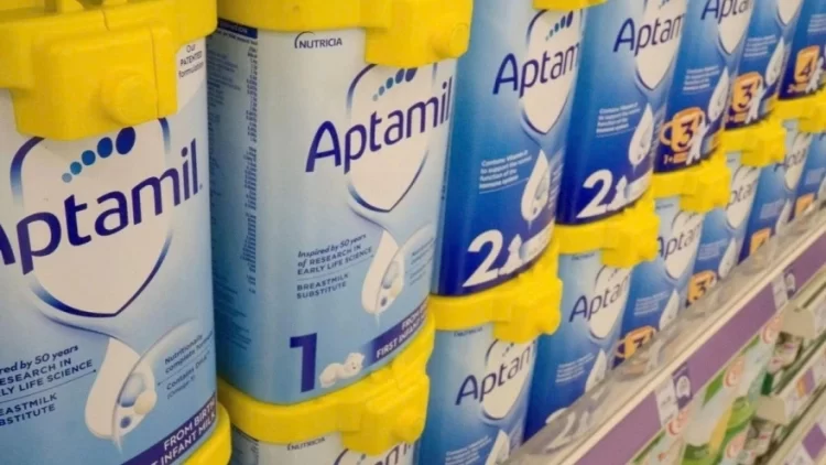 Cách xử lý đúng đắn khi mua phải sữa bị thu hồi để đảm bảo an toàn cho bé