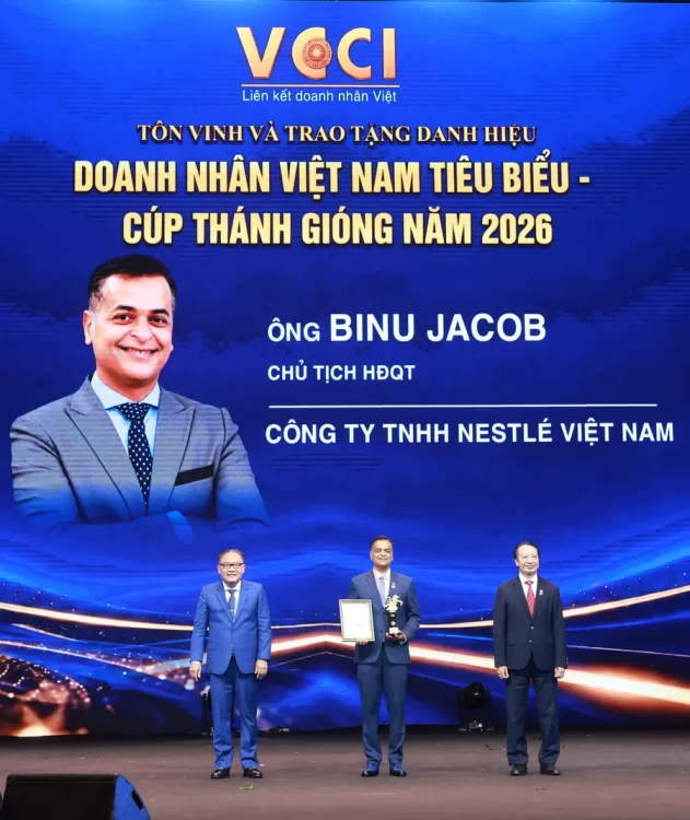 Cúp Thánh Gióng 2026: Dấu ấn phát triển bền vững của Nestlé Việt Nam 1 Ông Binu Jacob – Tổng giám đốc Nestlé Việt Nam đã chính thức được vinh danh trong Top 100 doanh nhân tiêu biểu toàn quốc